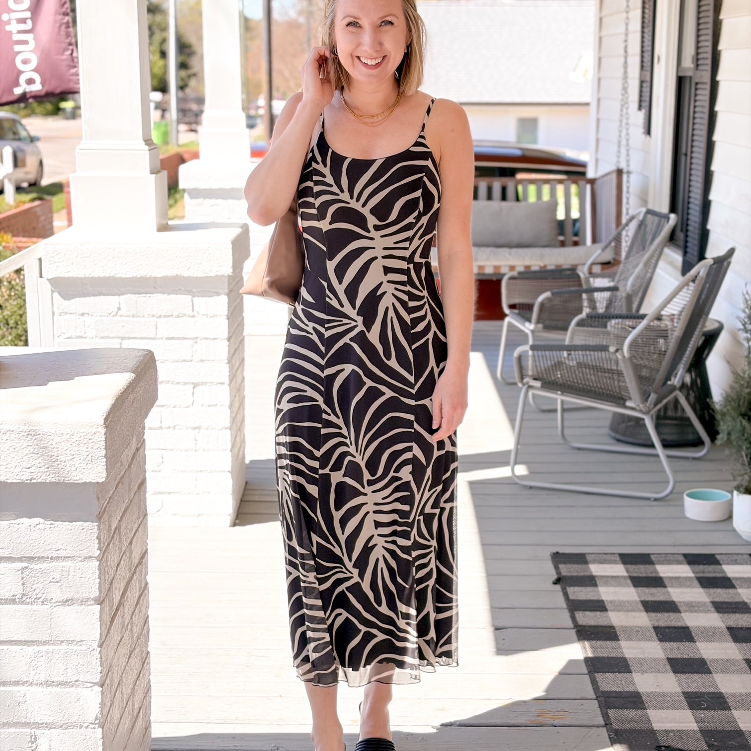 Black Palm Print Sleeveless Maxi Dress