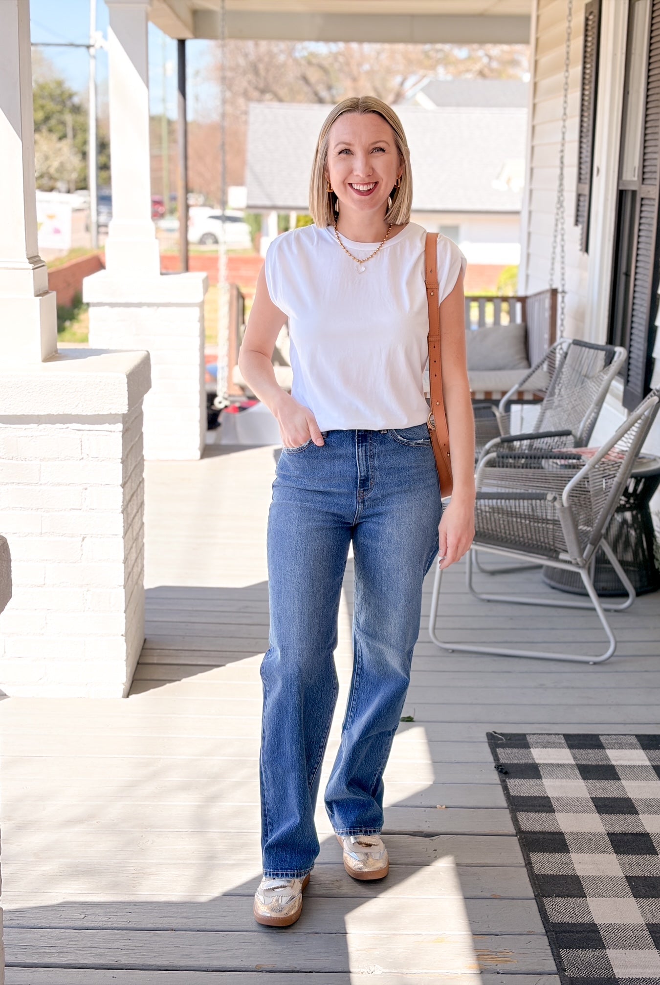 dark wash straight leg jeans