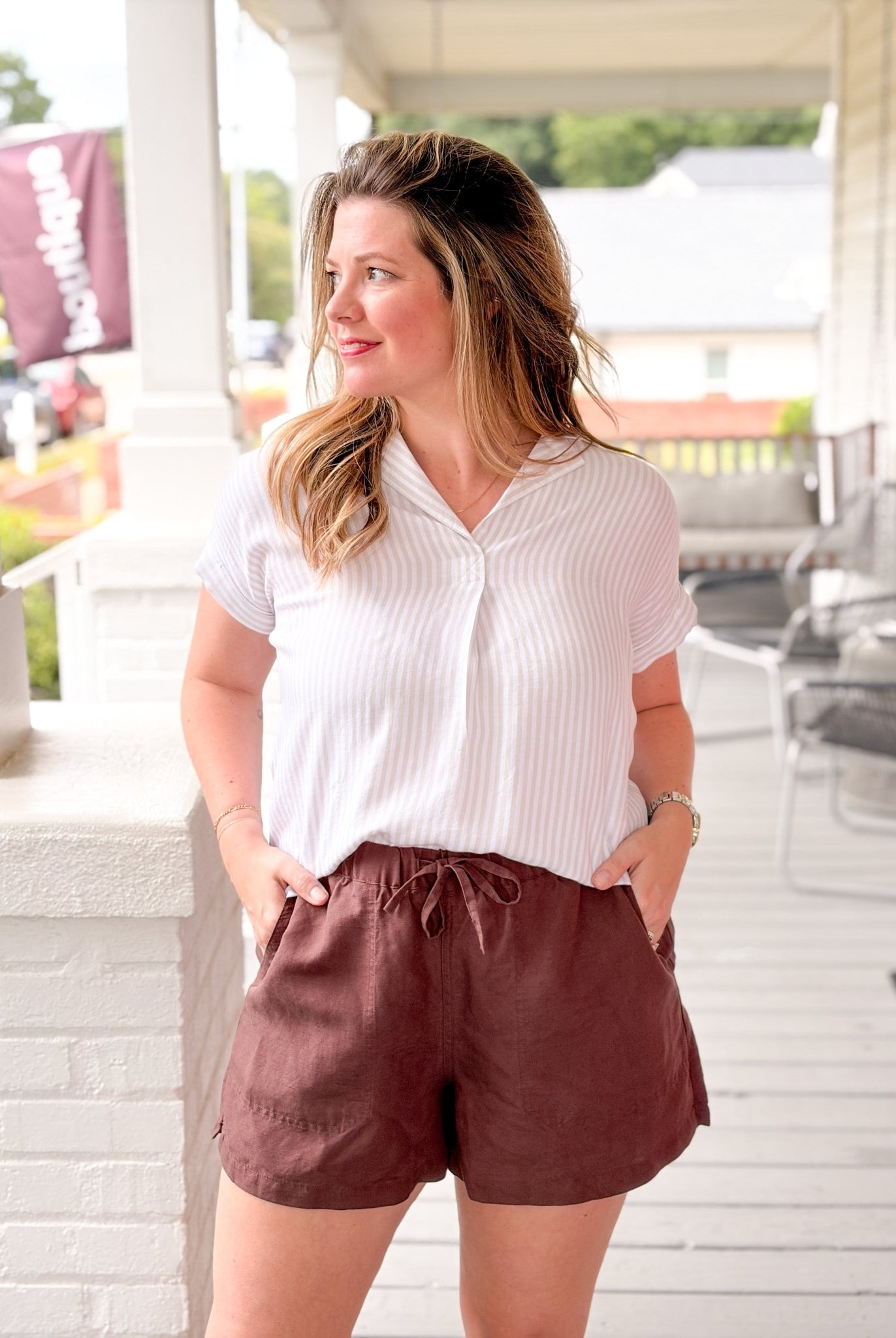 Rose & Lee Co Daria Top, Cocoa Brown short sleeve