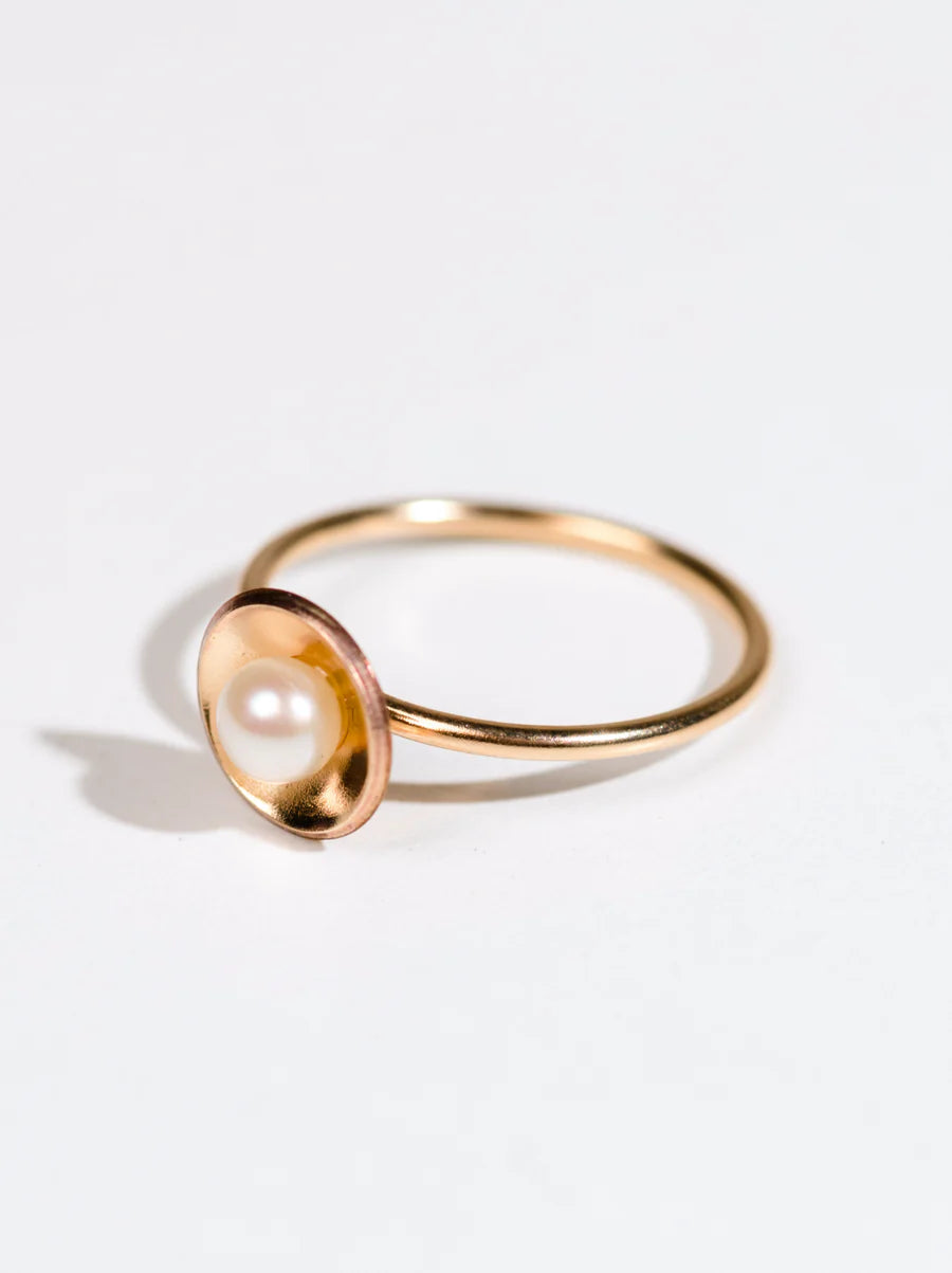 Gold Pearl Dish Ring
