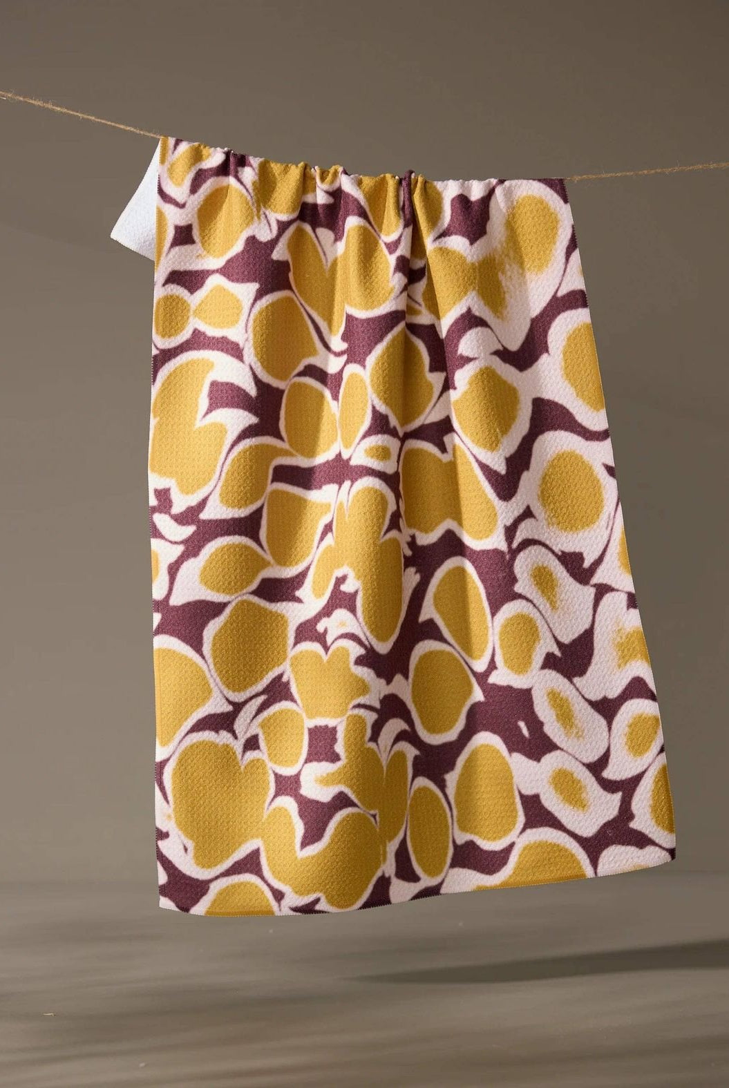 Rose & Lee Co Mottled Tea Towel Home & Gifts