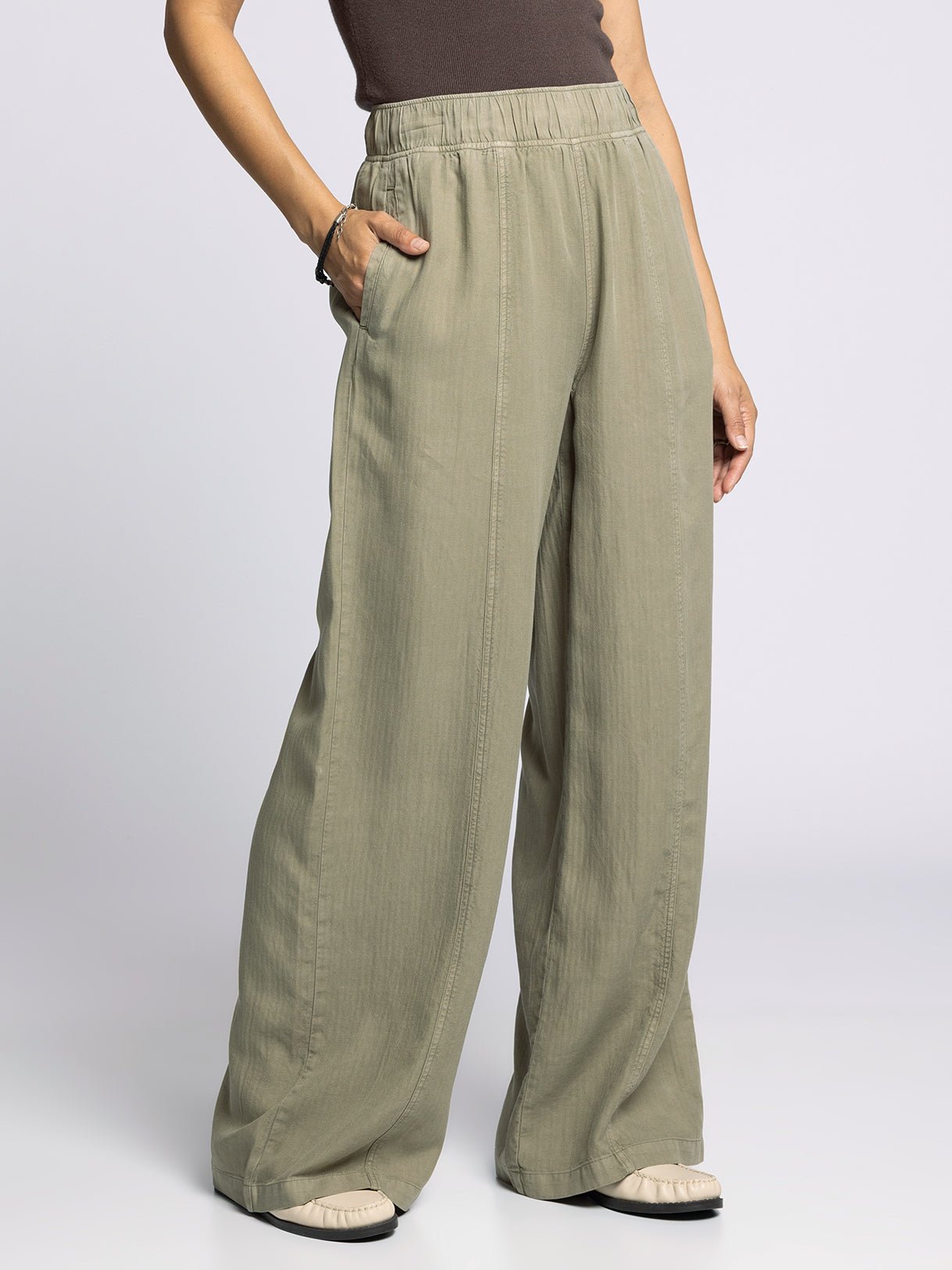Rose & Lee Co June Pants, Olive unknown