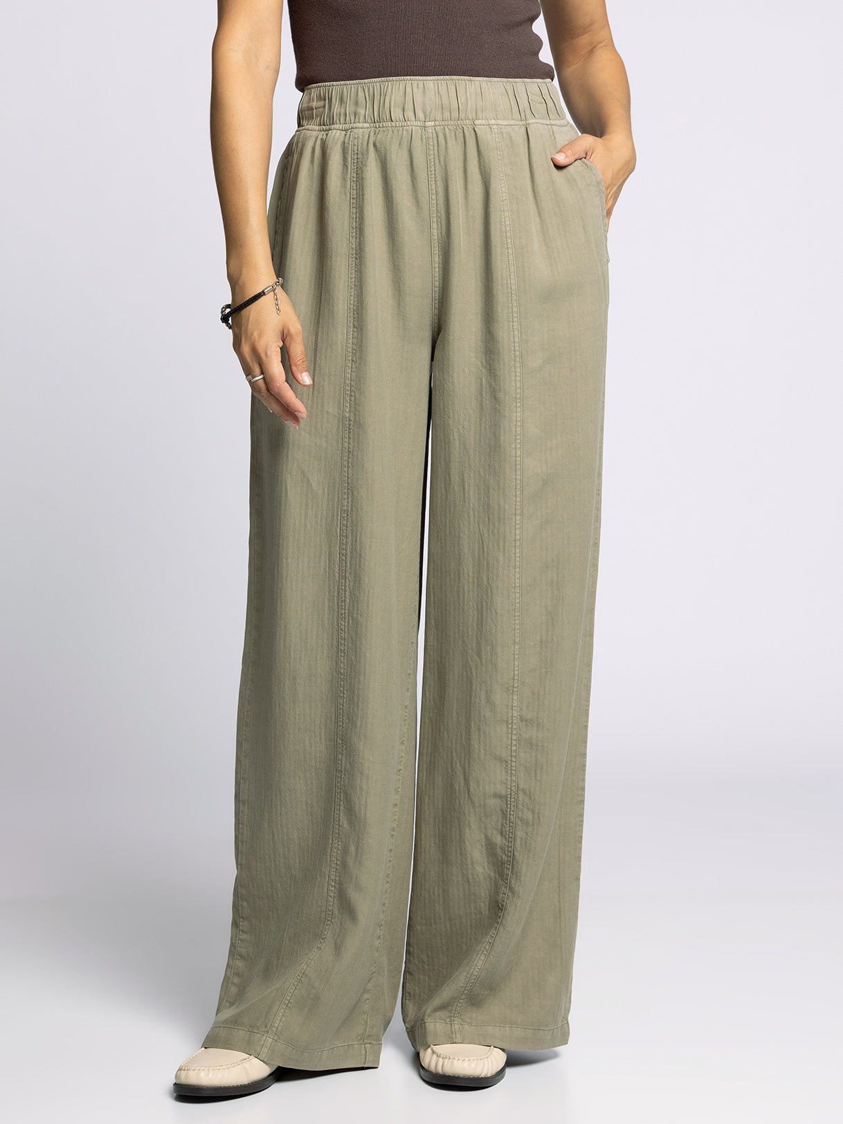 Rose & Lee Co June Pants, Olive unknown