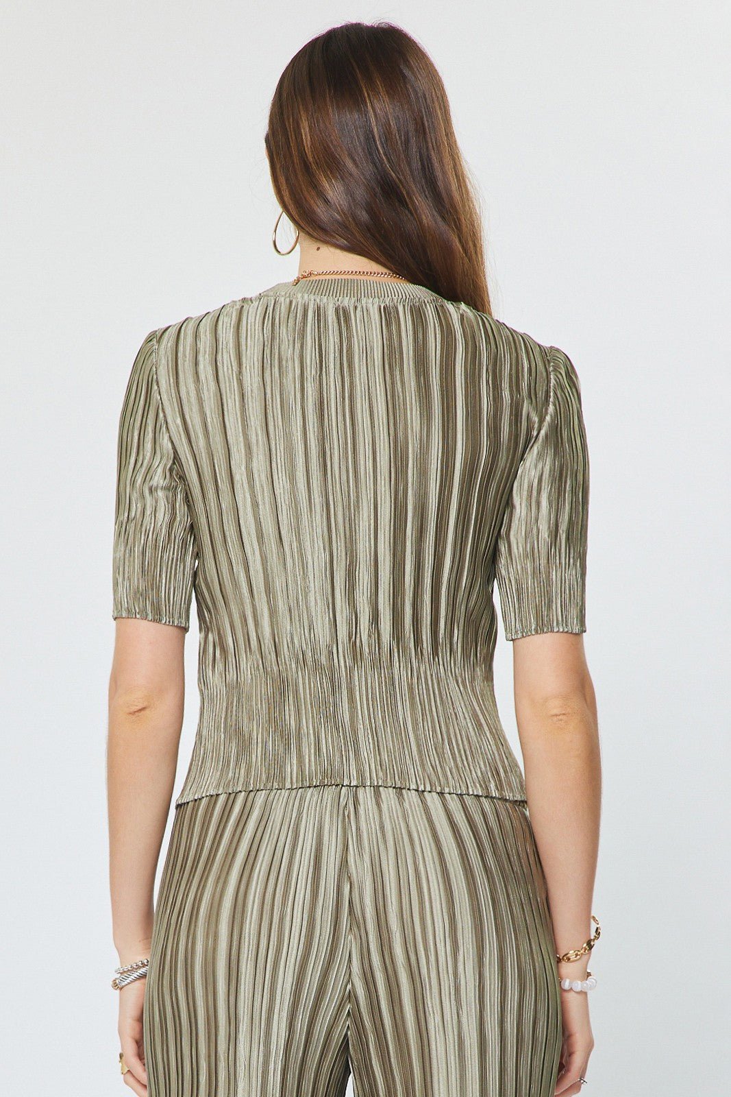 Rose & Lee Co Cassie Top, Soft Olive Work Tops