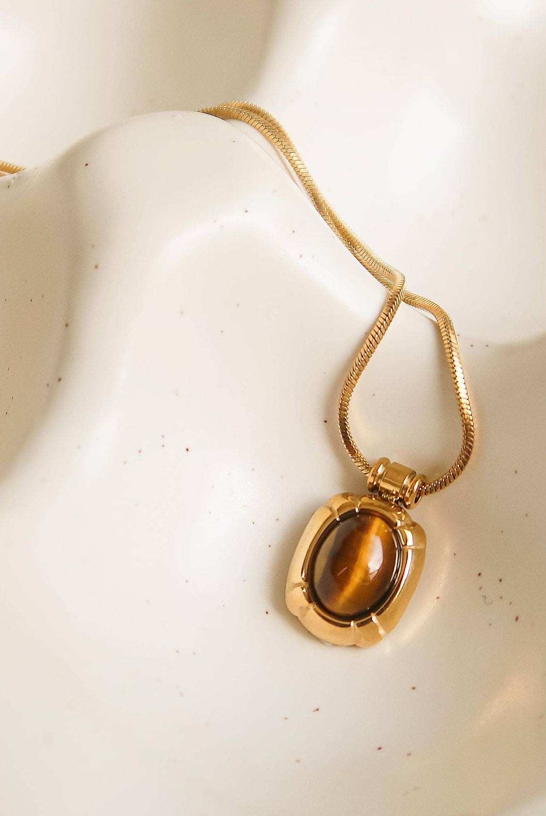 Rose & Lee Co Dax Natural Stone Necklace, 18k Gold Necklaces