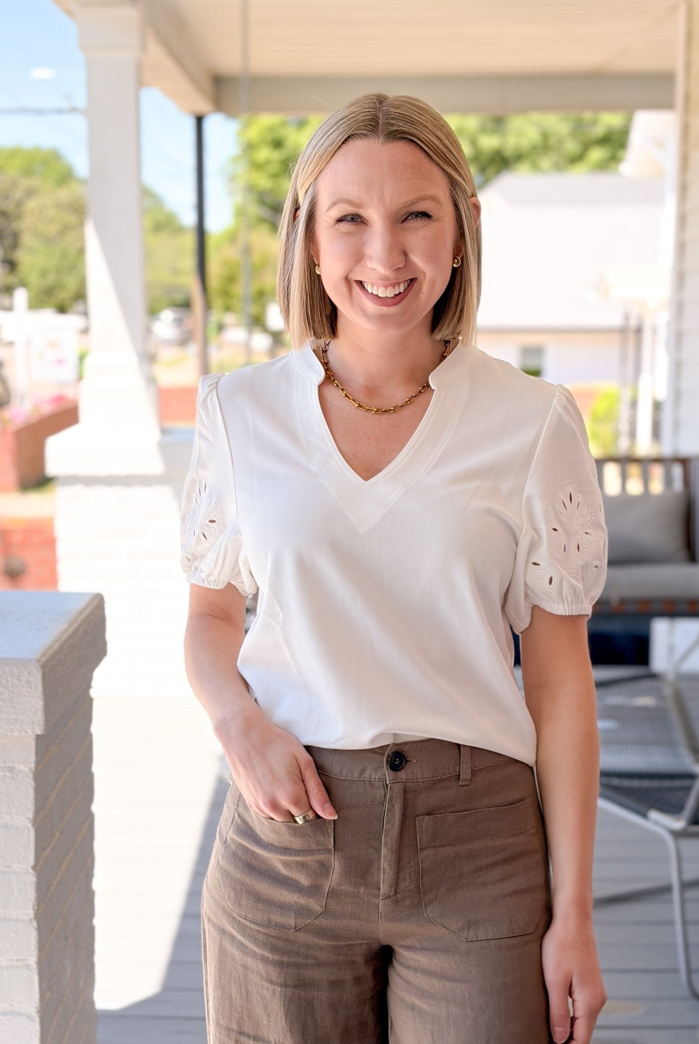 Rose & Lee Co Emerie Top, White short sleeve