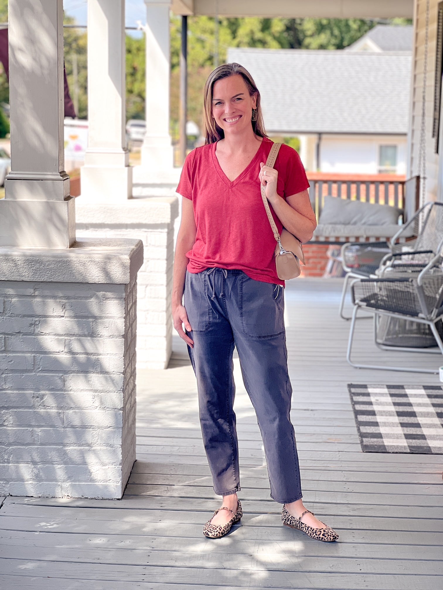 short sleeve v neck top