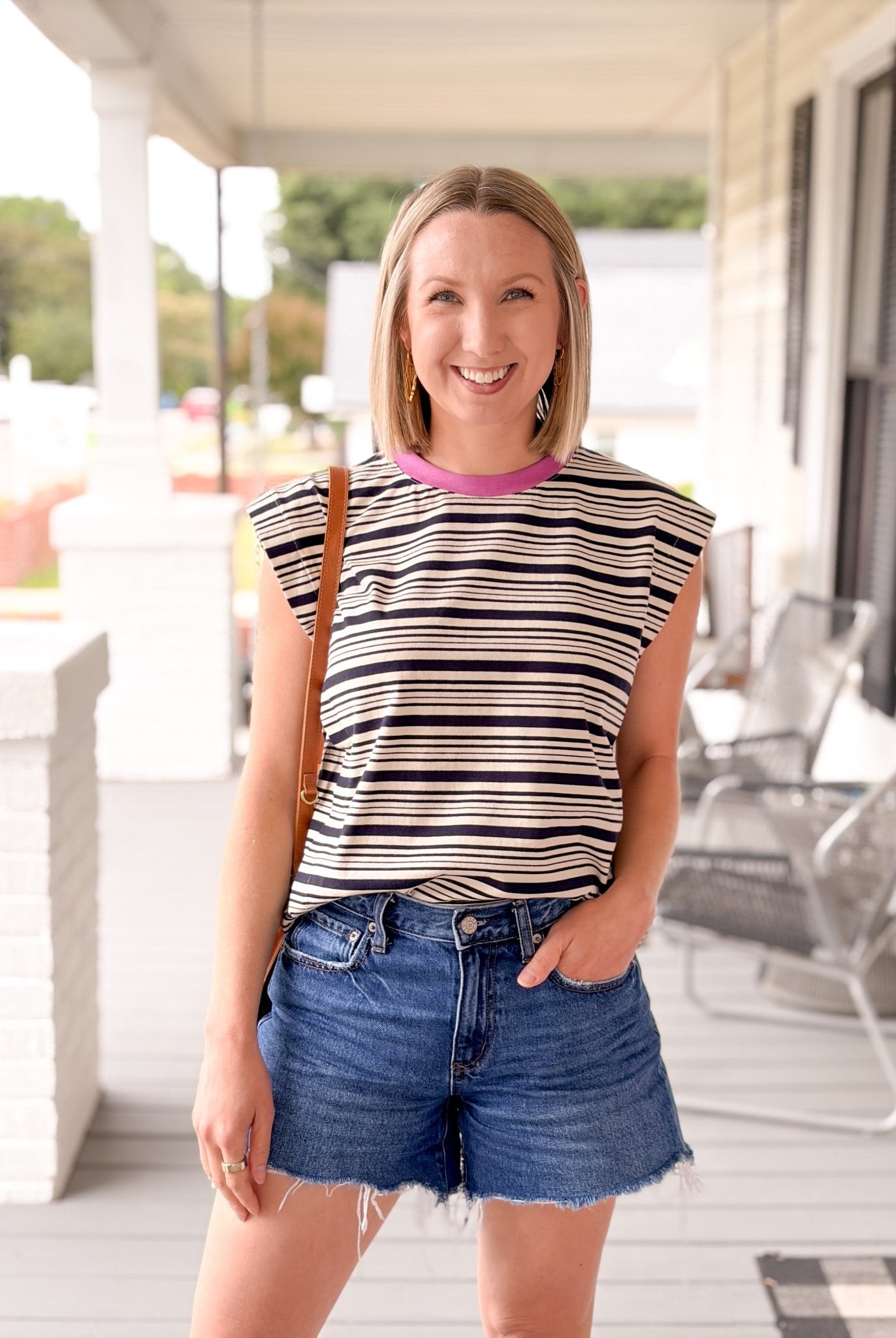 Rose & Lee Co Siroka Top, Bleu Marine Tanks
