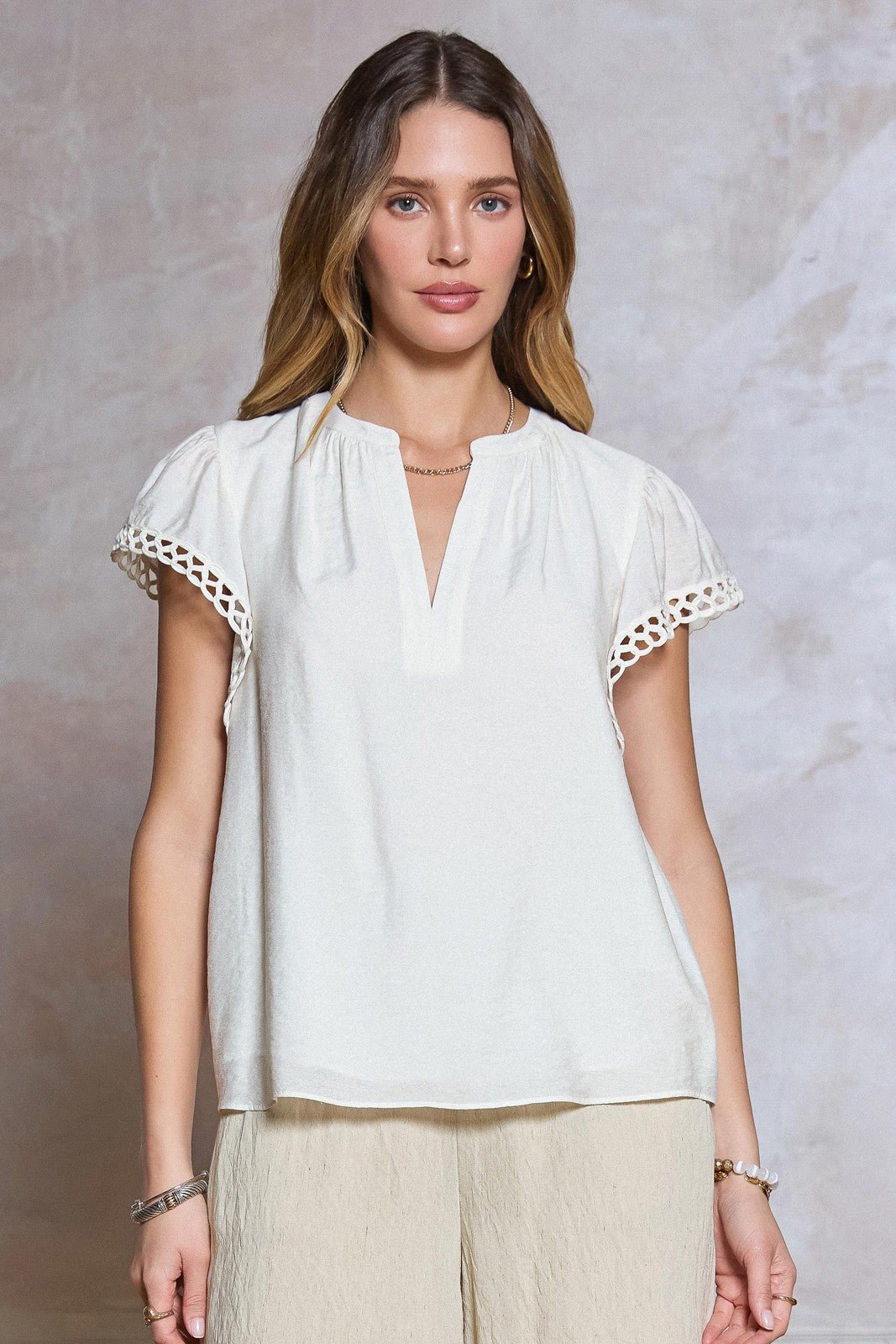 Rose & Lee Co Haylee Top, Off White Work Tops