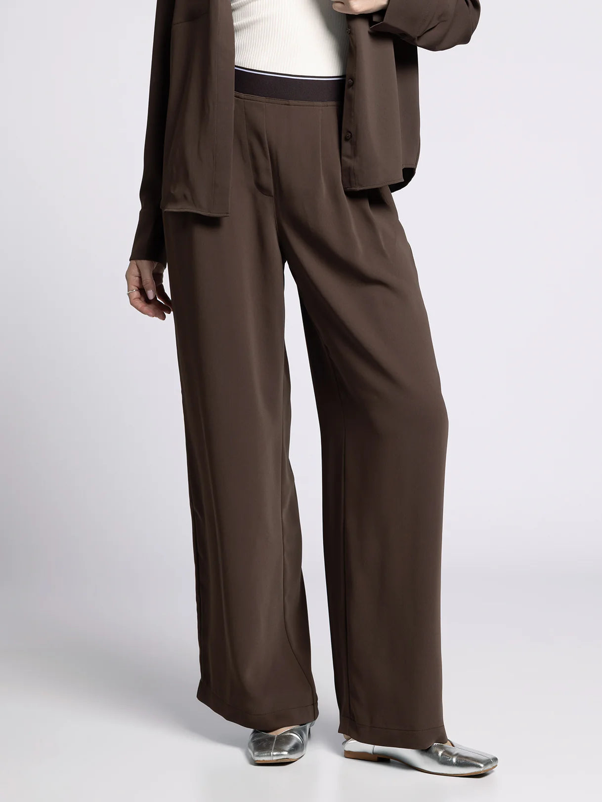 Brown Elastic Waist Wide Leg Pants