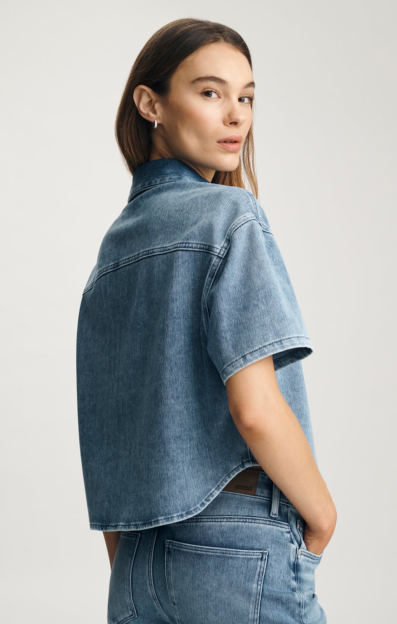 Rose & Lee Co Jessie Top, Mid Move Blue by Mavi Jeans short sleeve