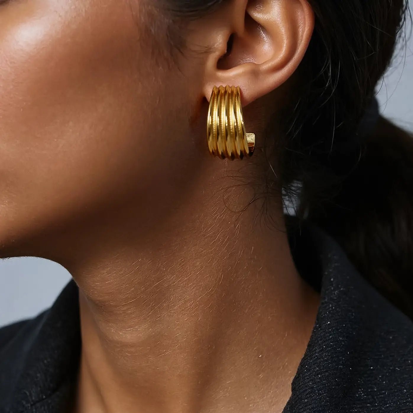 Rose & Lee Co Jovie Wide Ribbed Hoop Earrings, 18k Gold Earrings