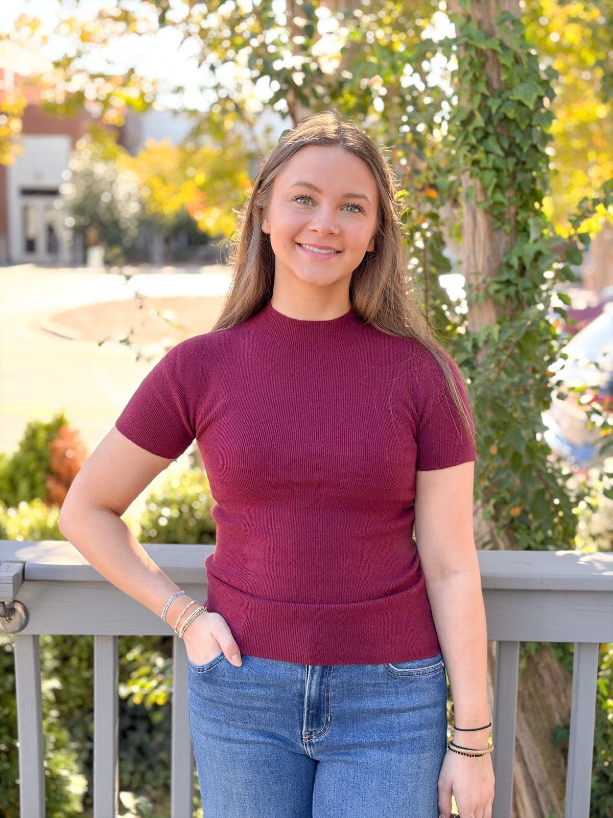 Rose & Lee Co Logan Top, Burgundy short sleeve