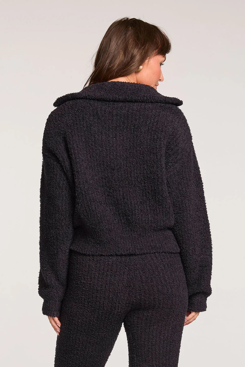 Black Fuzzy and Soft Cropped Half-Zip Sweatshirt