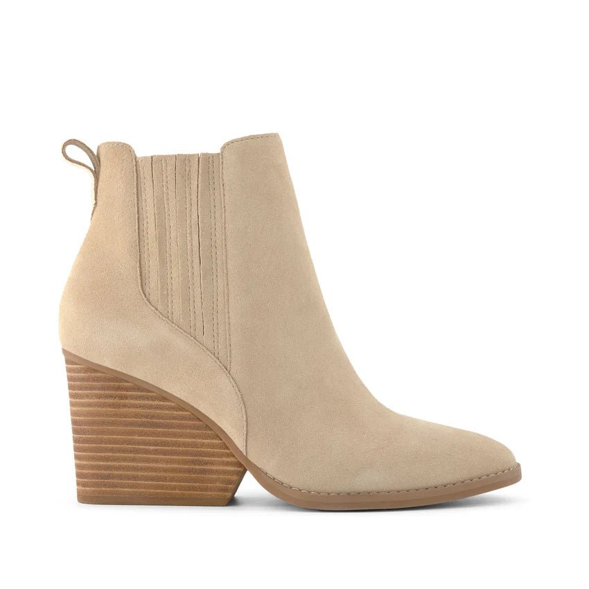 Rose & Lee Co Noa Boot, Oat Suede Accessories