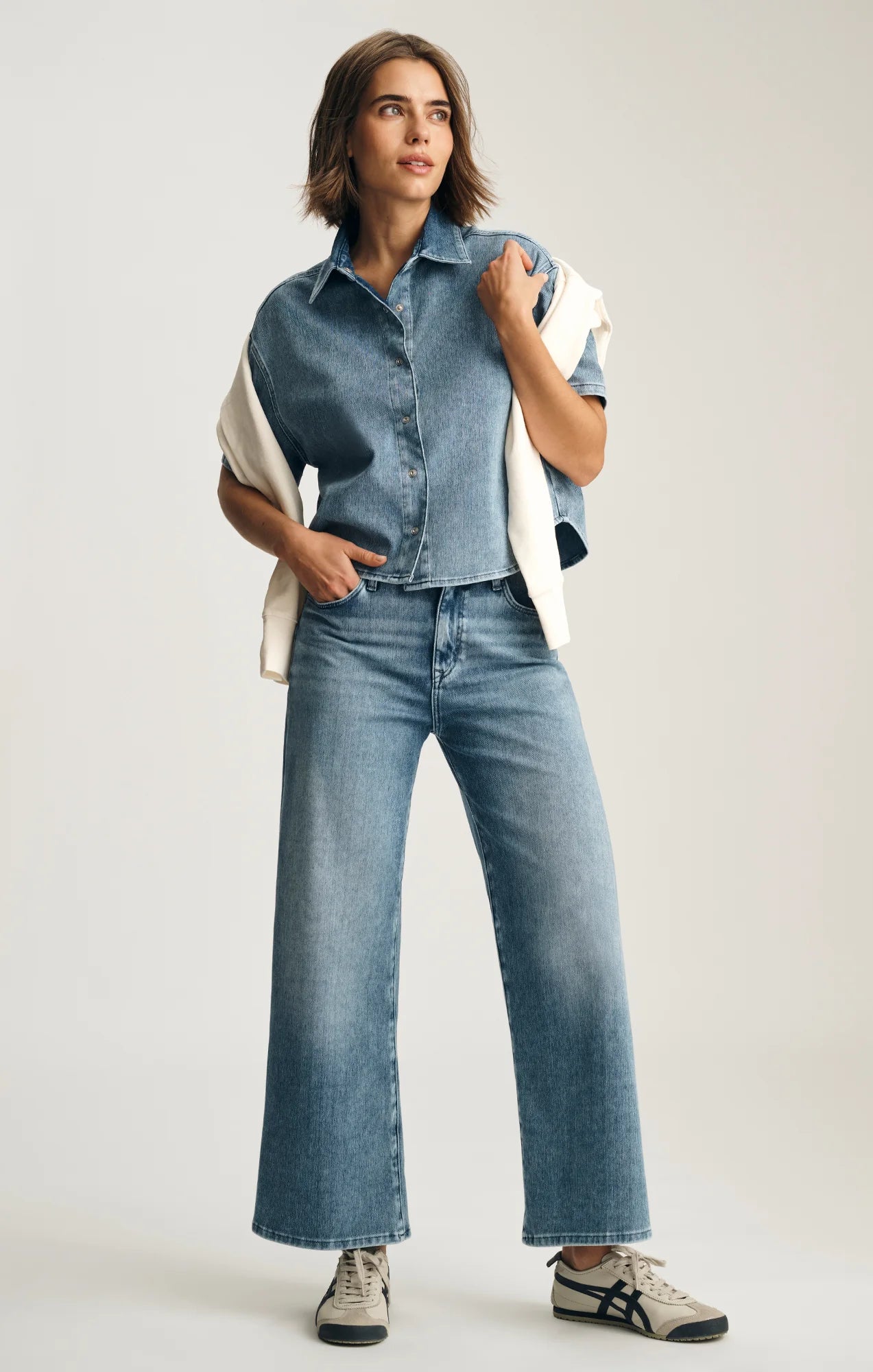 Medium Blue Wide Leg Mid Rise Denim Jean