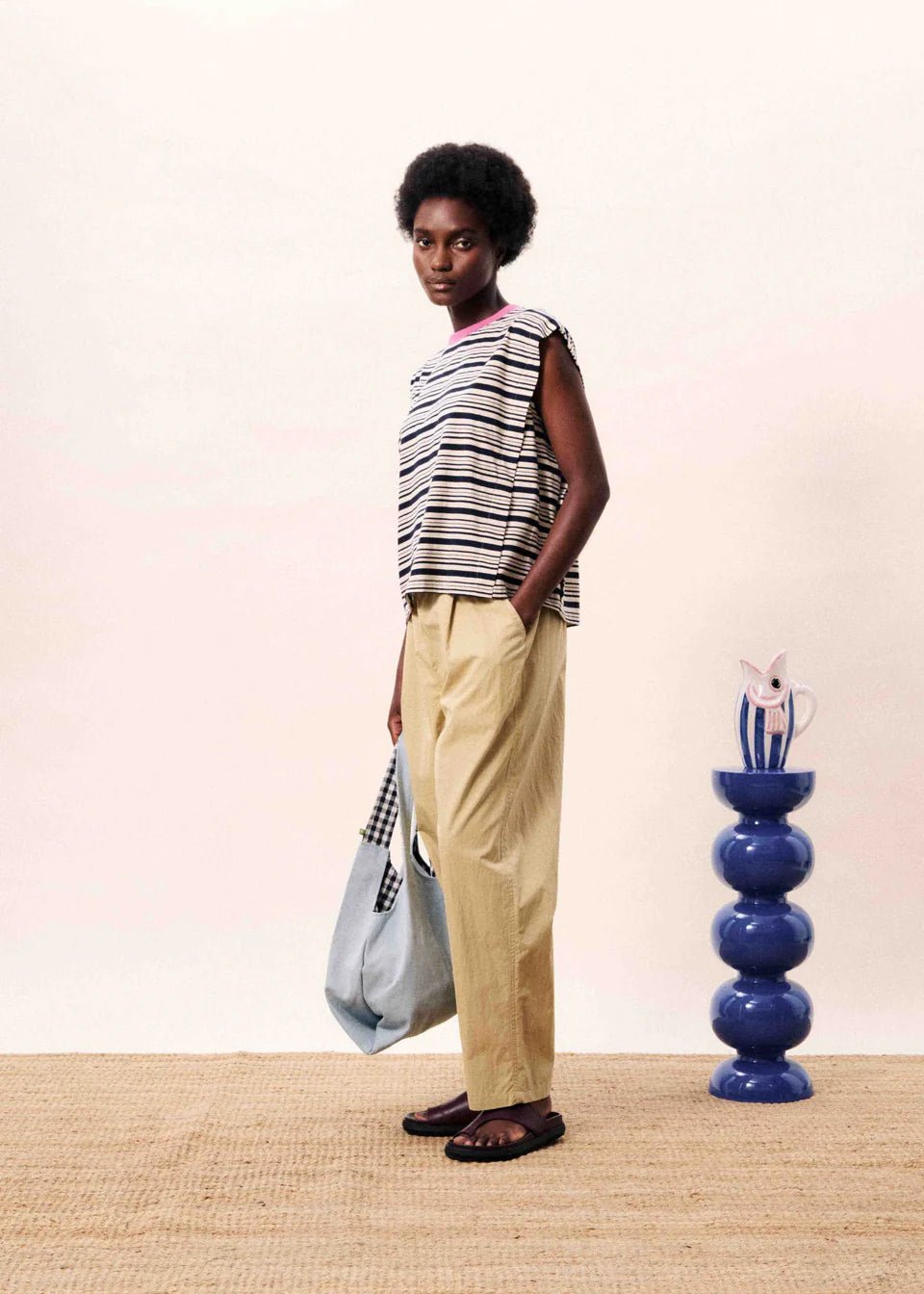 Rose & Lee Co Siroka Top, Bleu Marine Tanks