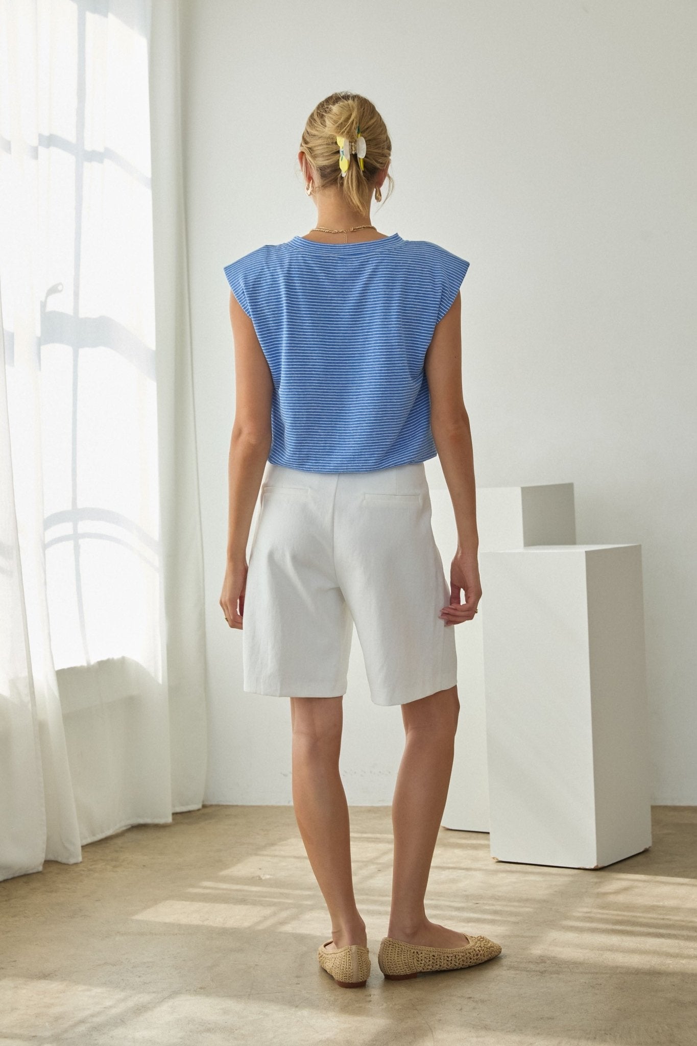 Rose & Lee Co Stephanie Top, Blue short sleeve