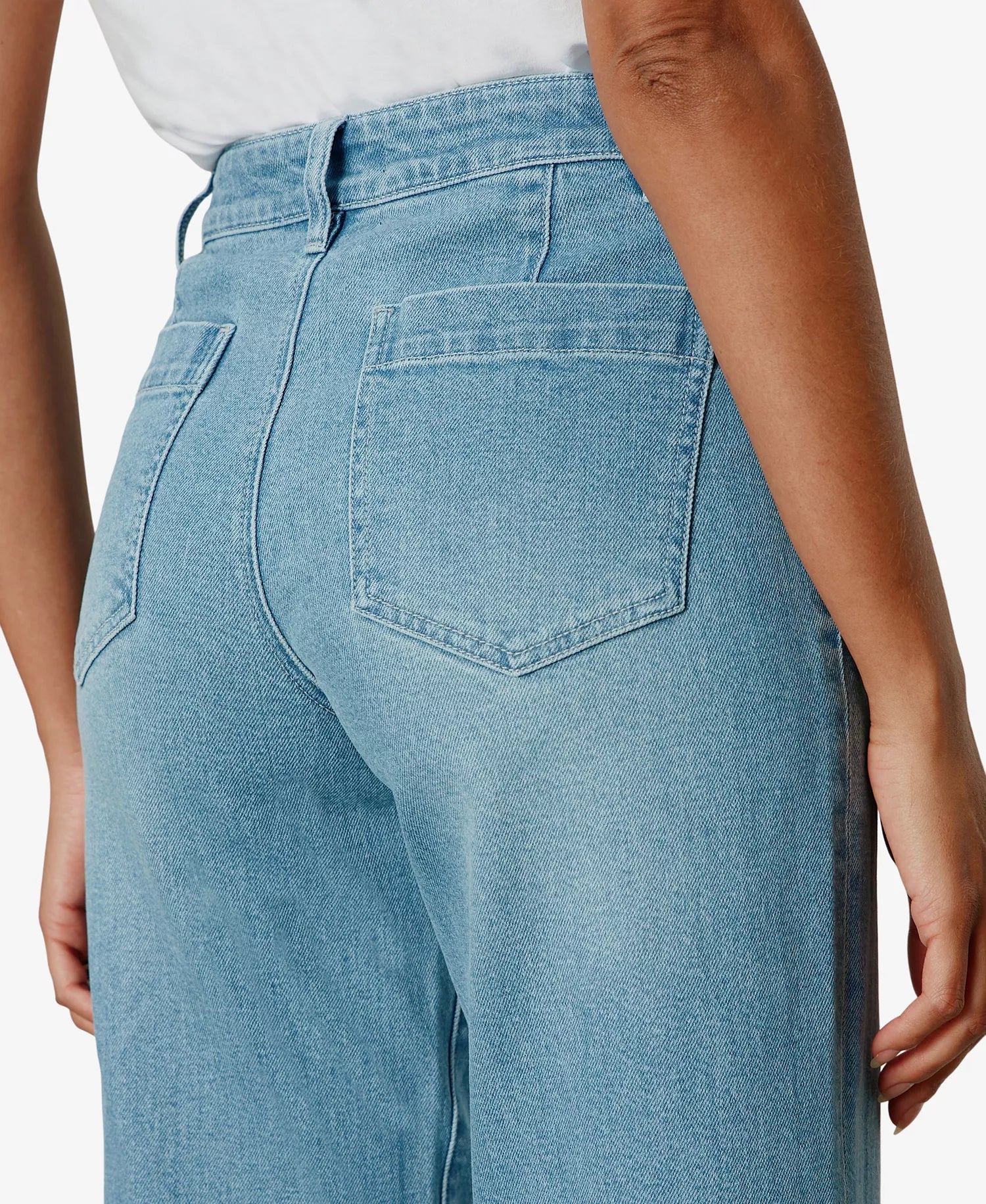 standard rise, cropped, lightweight denim