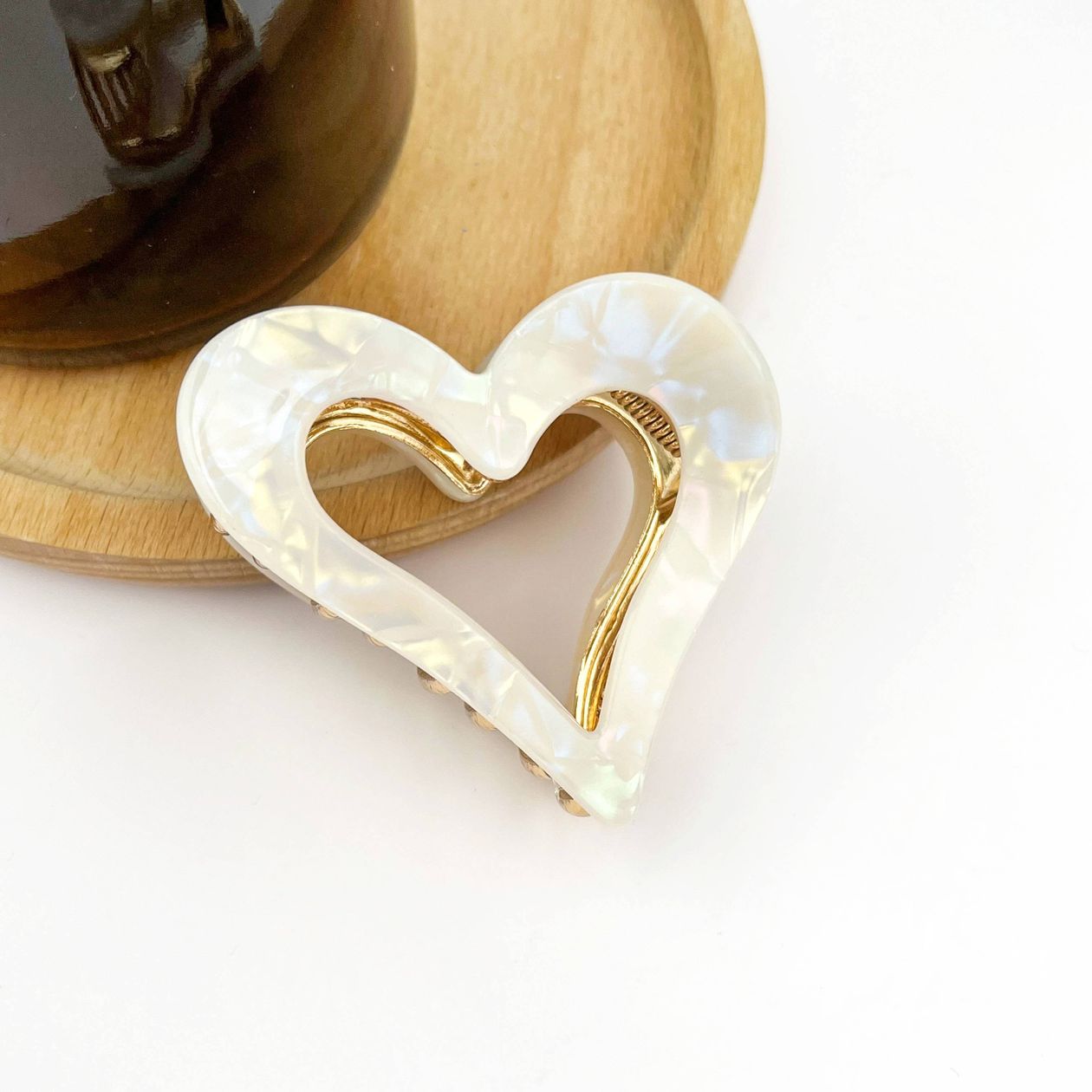 White Heart Shaped Metal Claw Clip