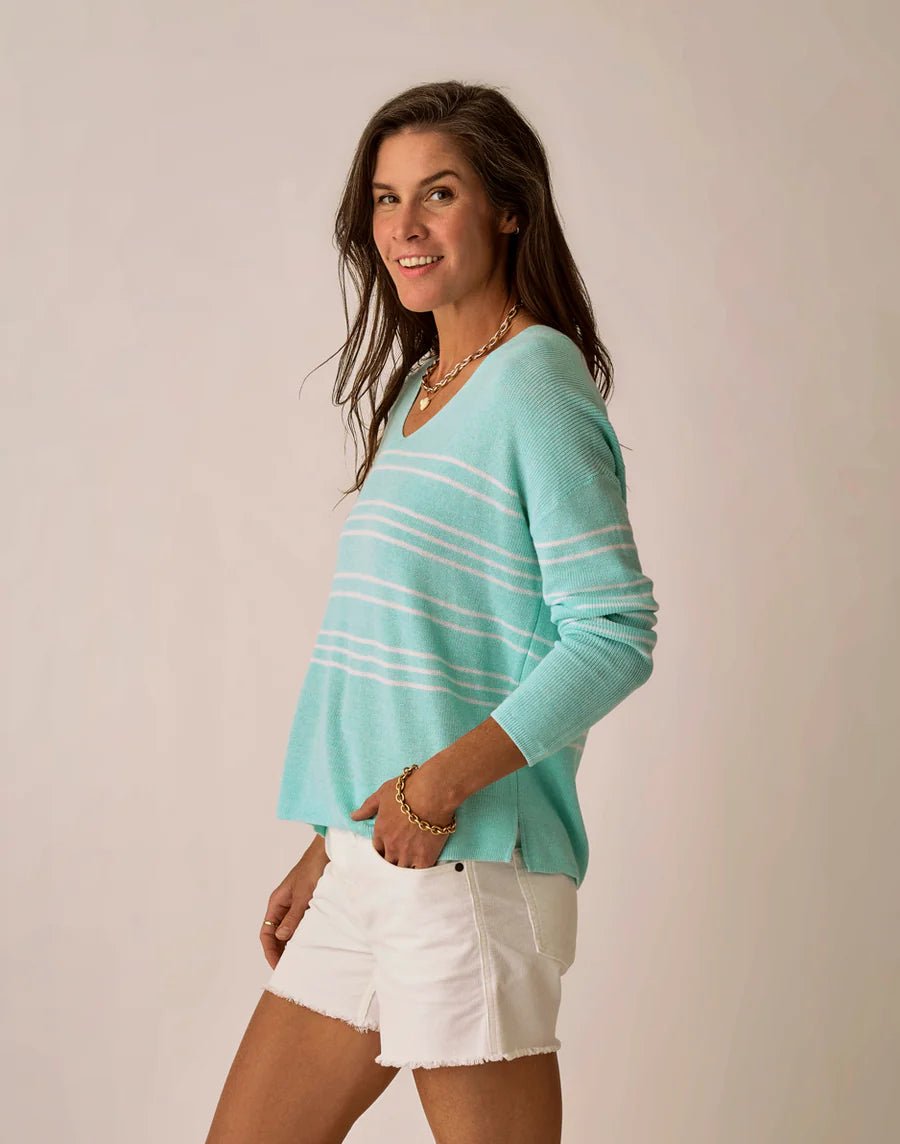 Rose & Lee Co Zella Pullover, Light Aqua Heather Long Sleeve