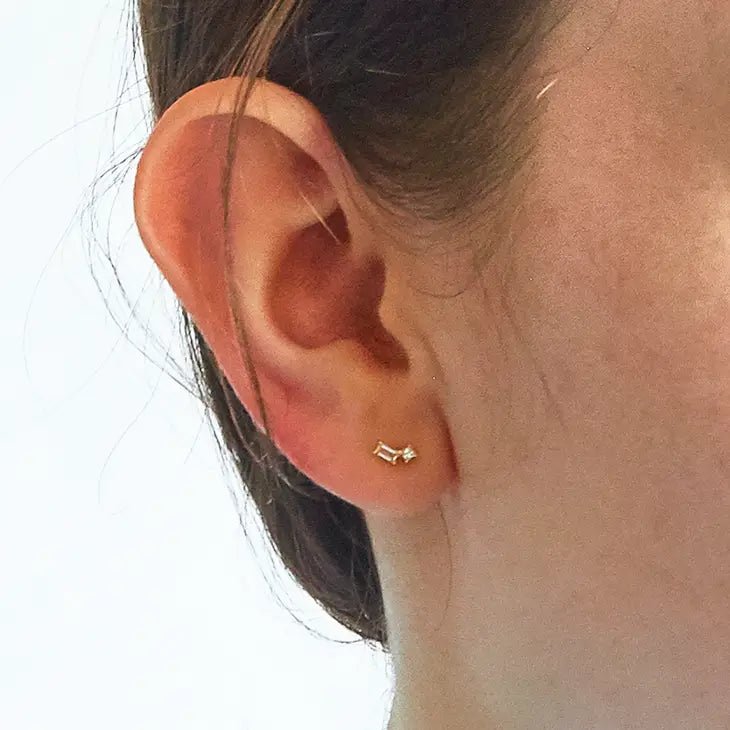 Rose & Lee Co White Geo Baguette Gold Stud Earrings Earrings