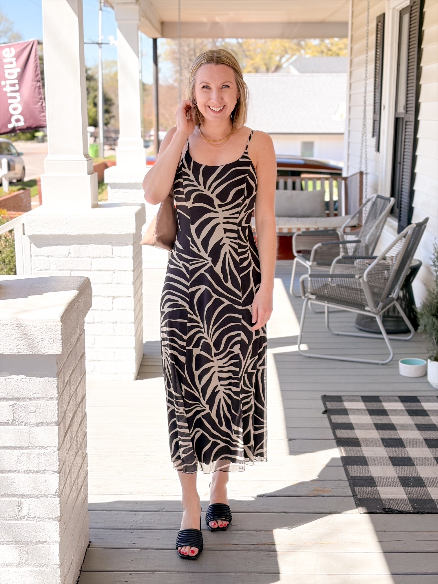Black Palm Print Sleeveless Maxi Dress