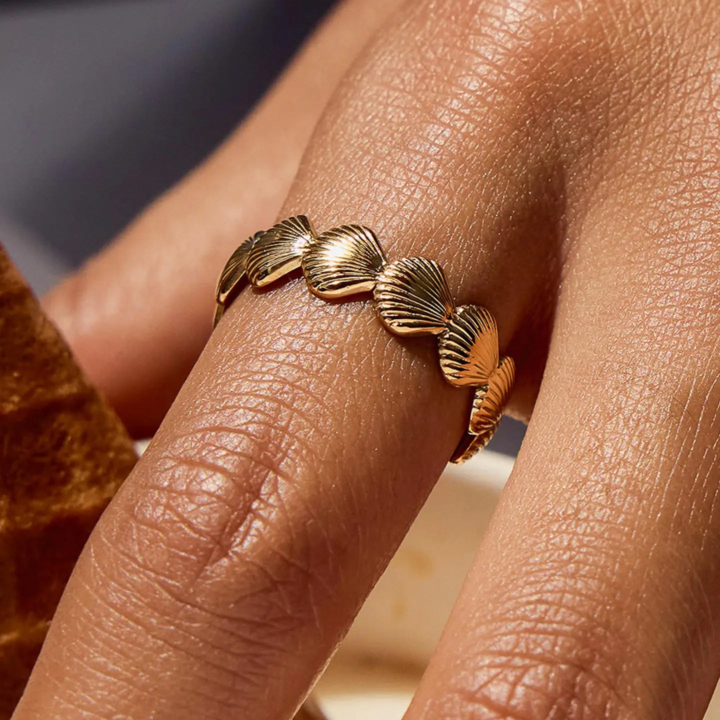 Rose & Lee Co Aquelle Shell Ring, 18k Gold Rings