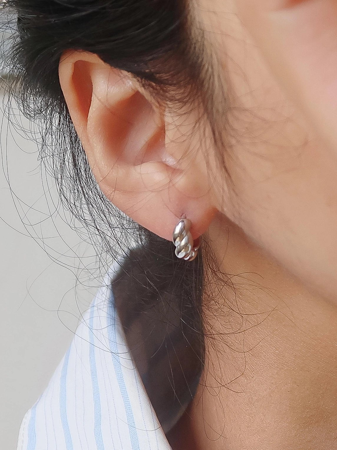 Rose & Lee Co Brea Twisted Hoop Earrings, Silver Earrings