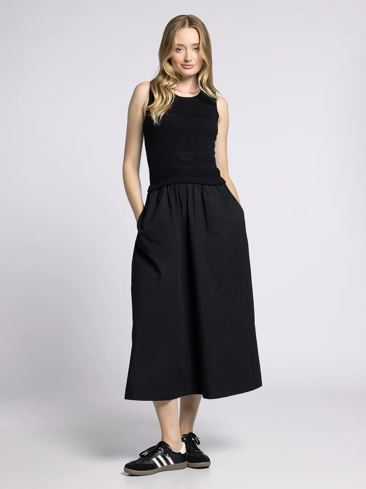 Black Contrast Midi Sleeveless Dress 