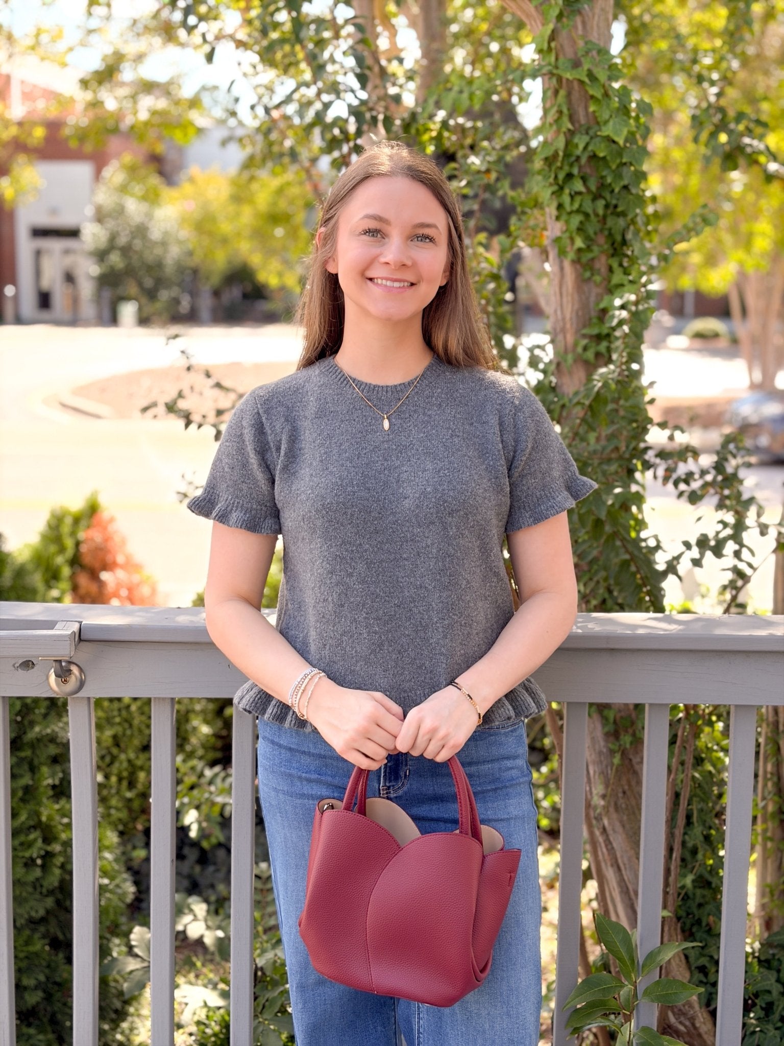 Rose & Lee Co Elizabeth Top, Charcoal short sleeve