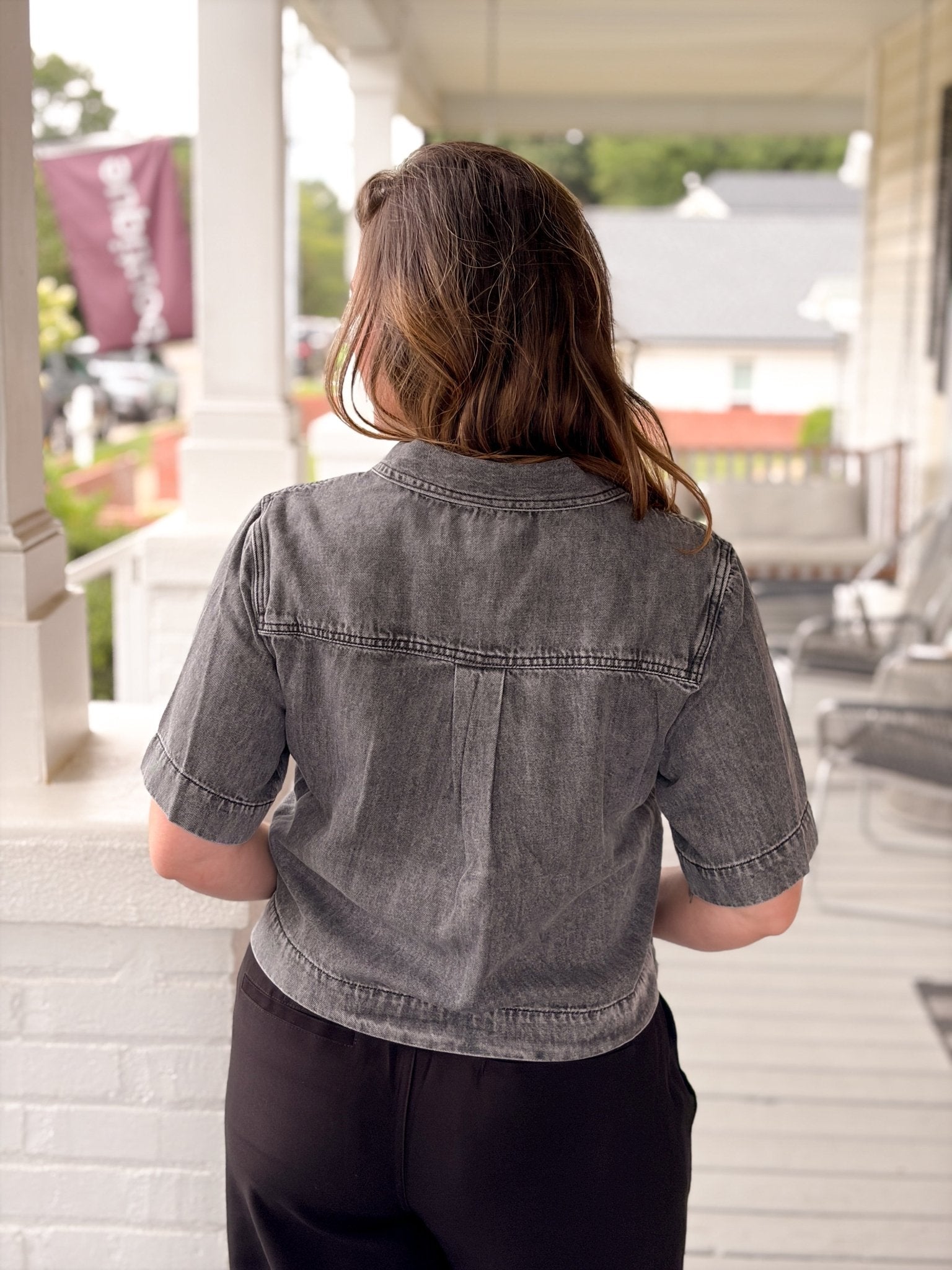 Rose & Lee Co Rimpel Top, Grey Acid Wash short sleeve