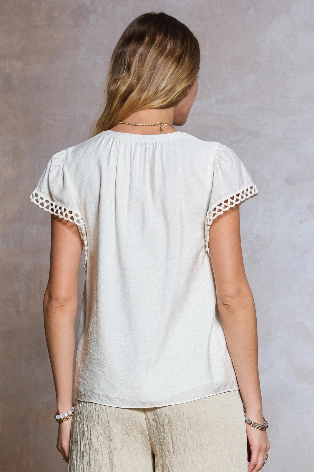 Rose & Lee Co Haylee Top, Off White Work Tops