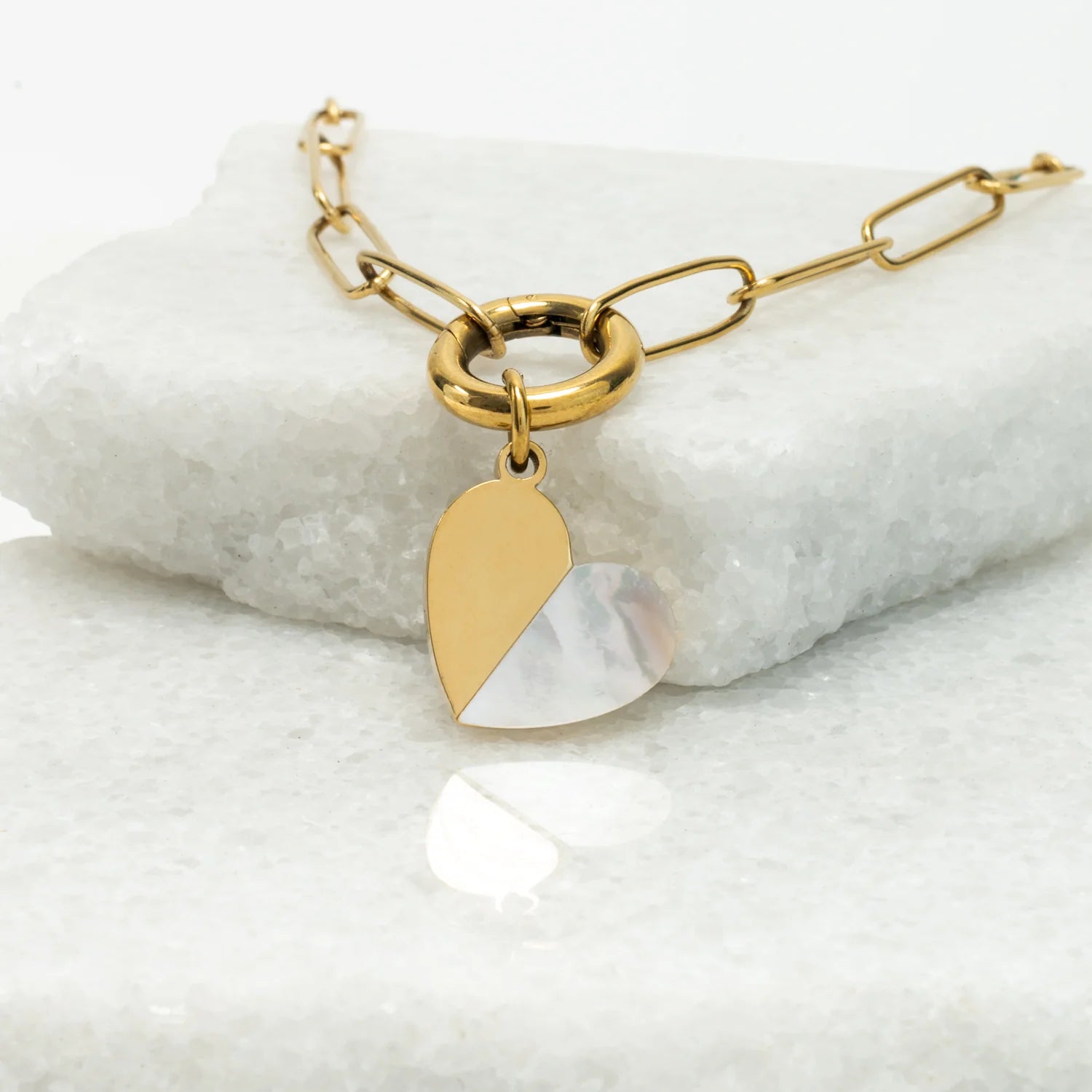 Rose & Lee Co Heart Of Mary Necklace, Gold Necklaces