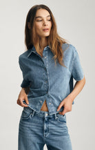 Rose & Lee Co Jessie Top, Mid Move Blue by Mavi Jeans short sleeve