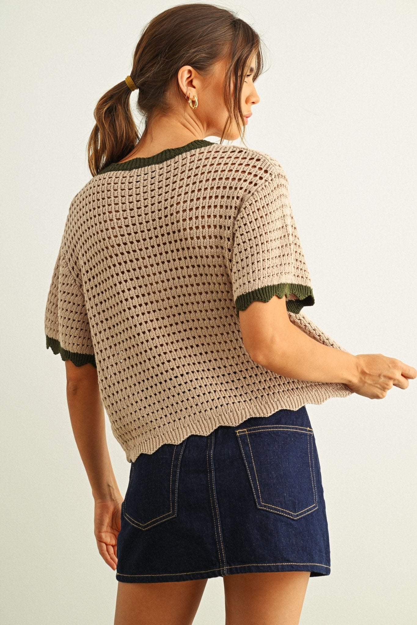 Rose & Lee Co Kaylie Top, Tan/Olive short sleeve