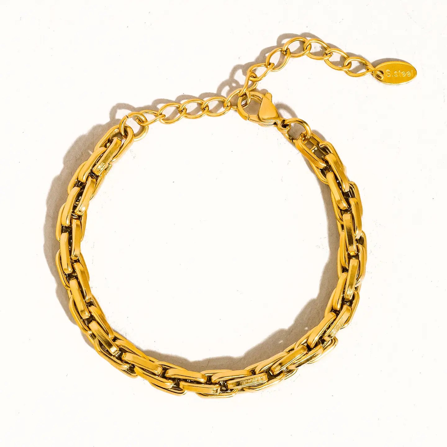Rose & Lee Co 18k Gold Bracelet, Assorted unknown