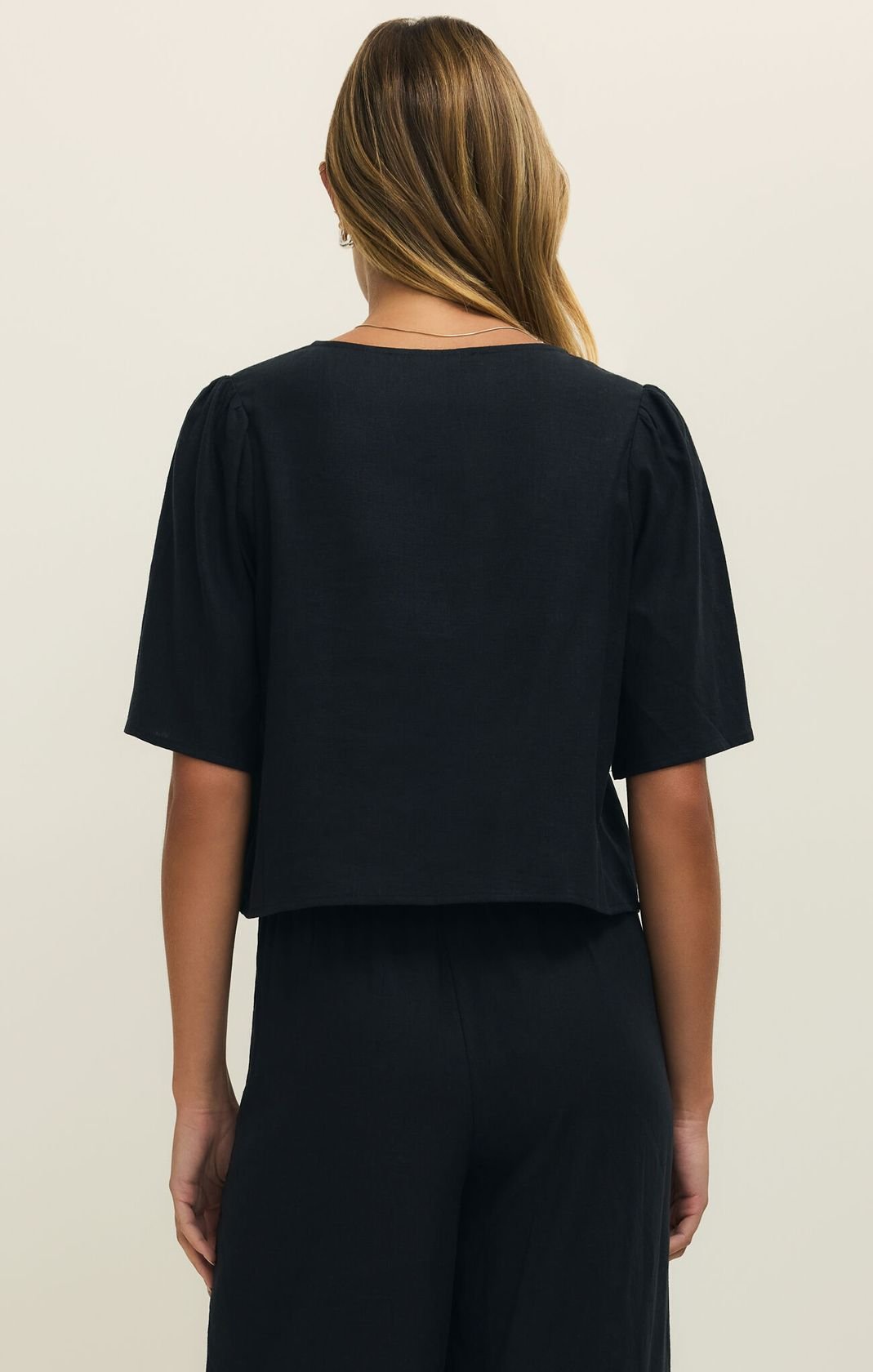 Rose & Lee Co La Belle Top, Black by Z Supply short sleeve