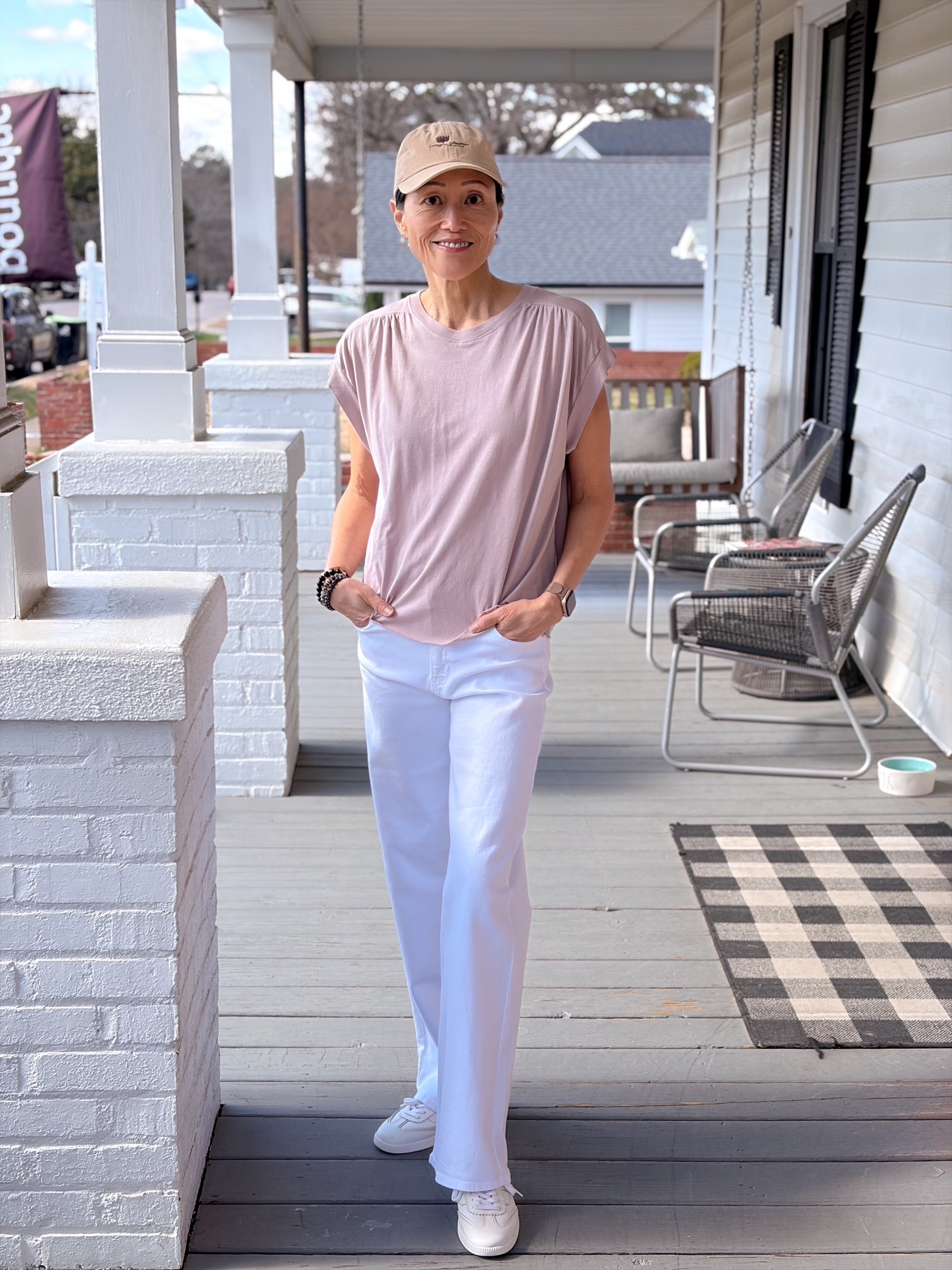 short sleeve casual top in lilac