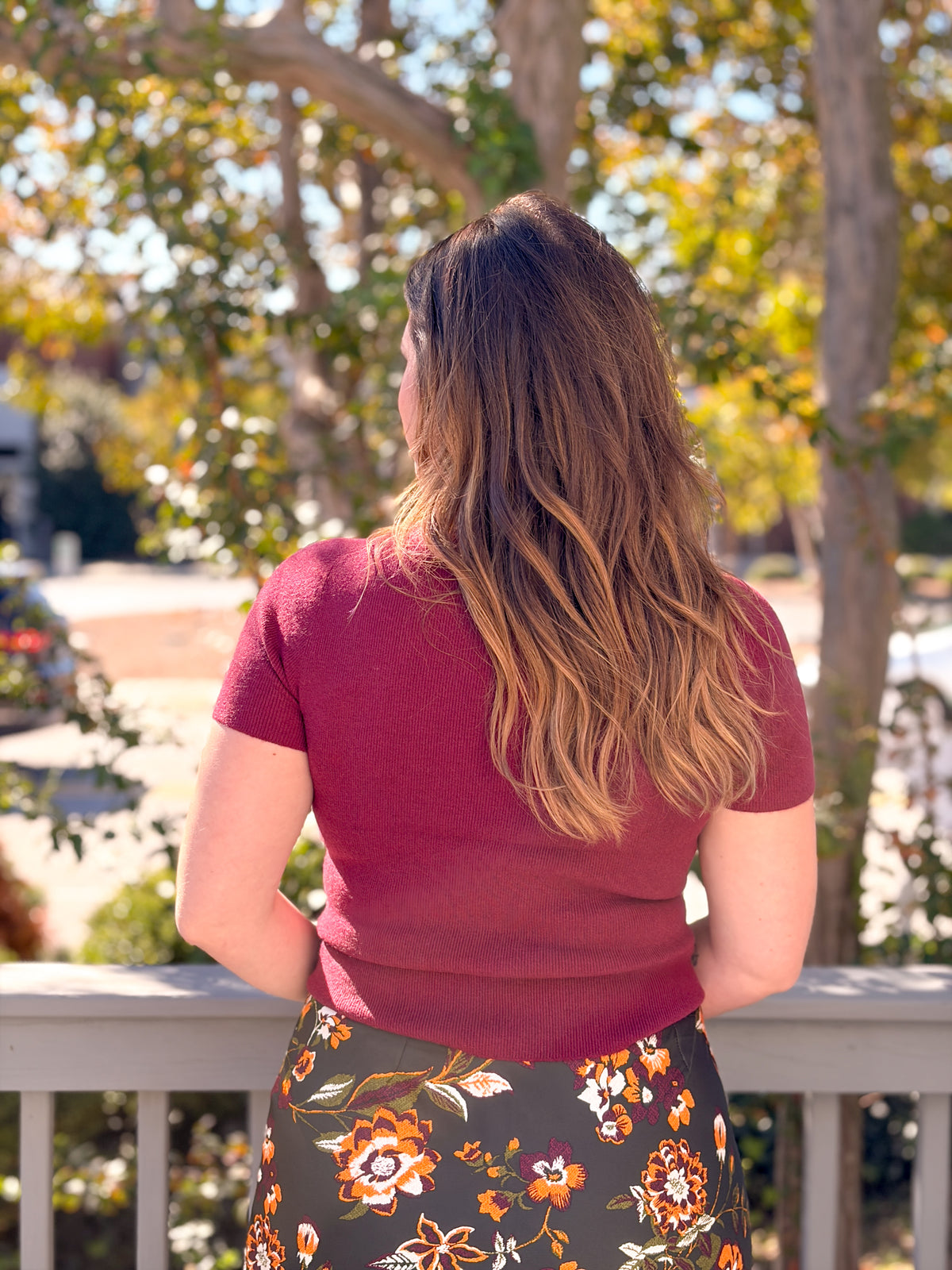 Rose & Lee Co Logan Top, Burgundy short sleeve