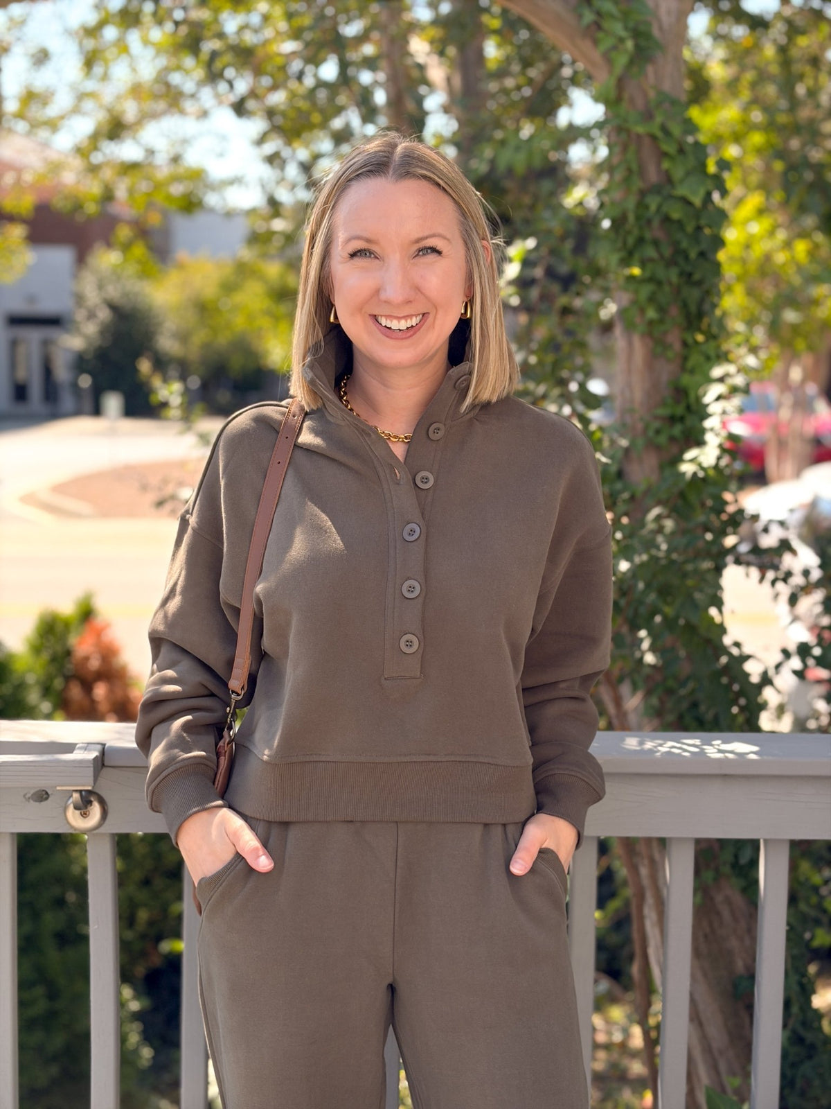 Rose & Lee Co Malta Pullover, Army Green Sweatshirt & Hoodies