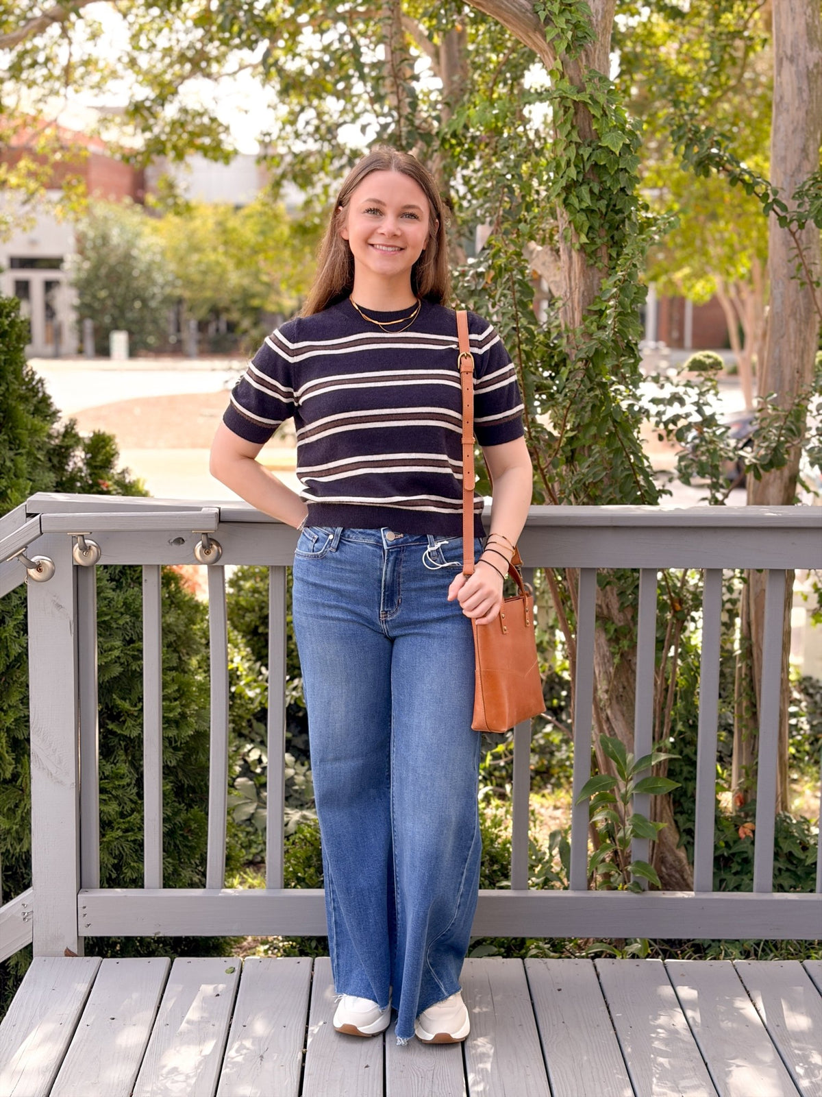 Rose & Lee Co Milena Top, Navy Multi short sleeve