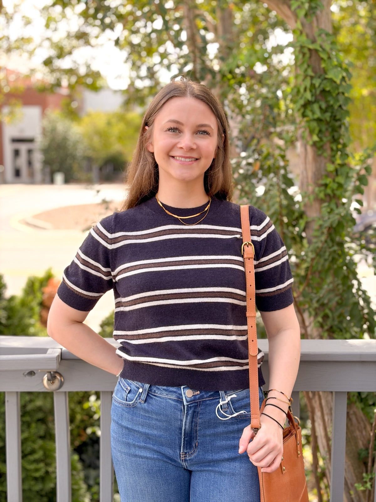 Rose & Lee Co Milena Top, Navy Multi short sleeve