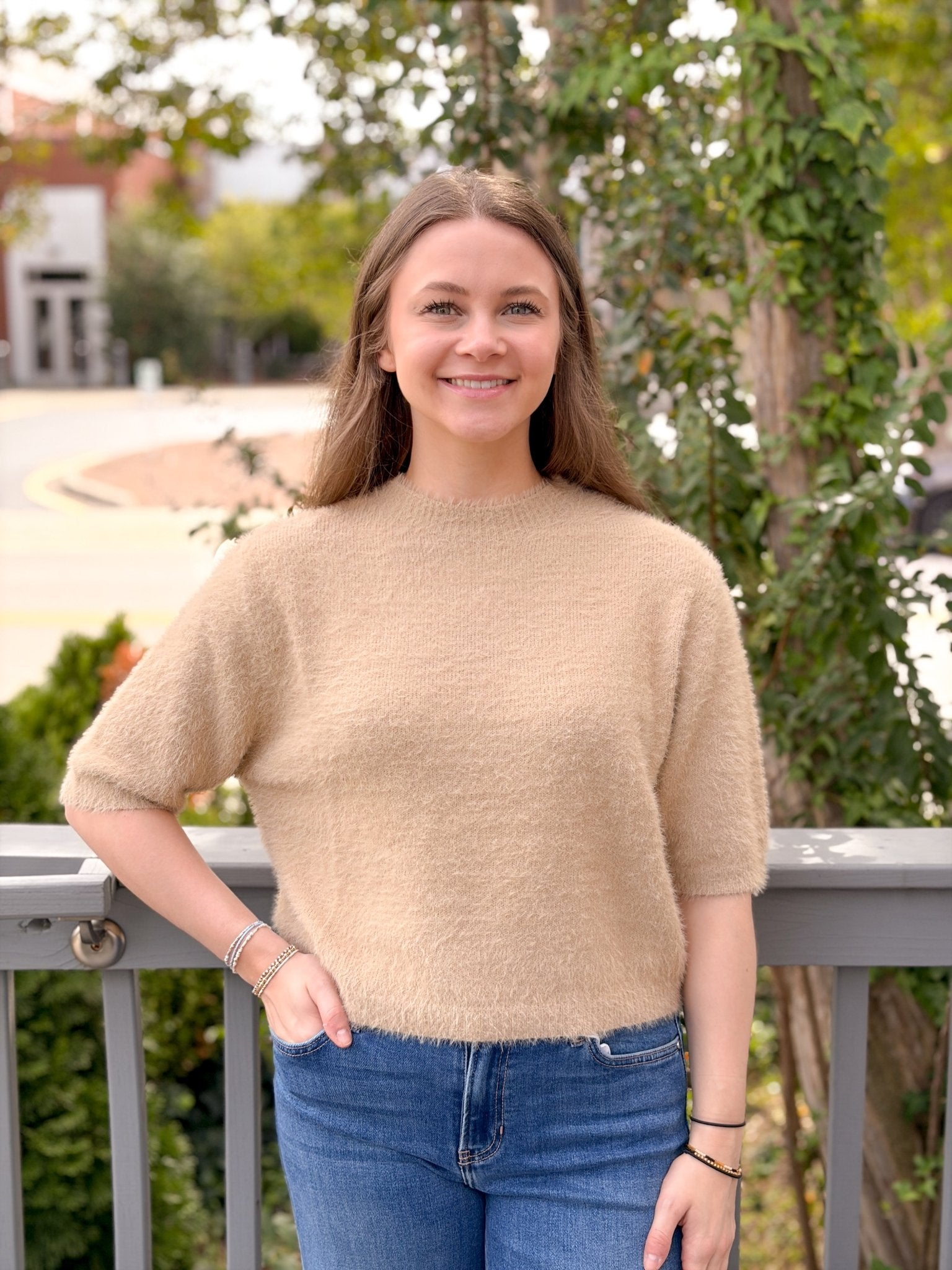 Rose & Lee Co Marilyn Top, Tan short sleeve