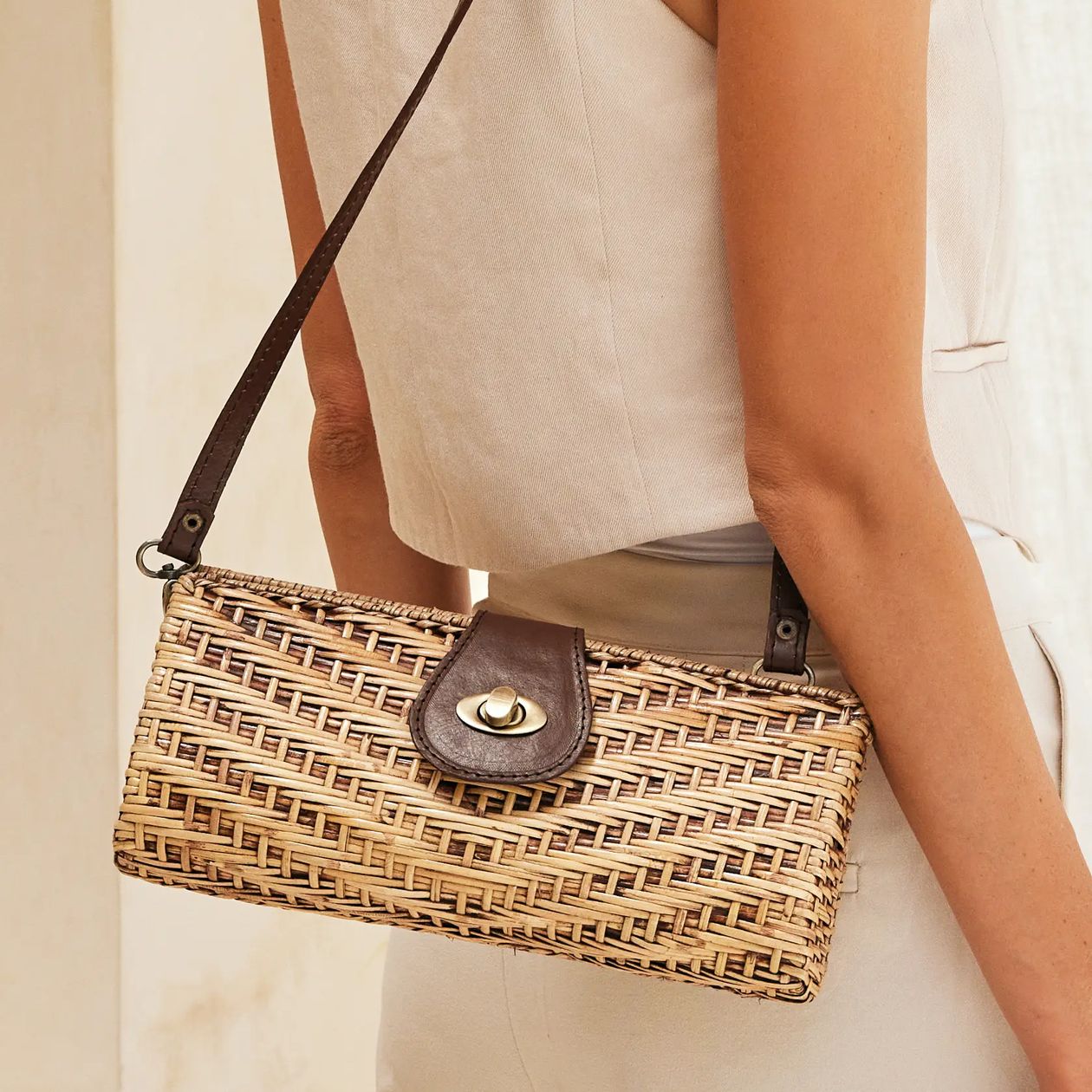 Rose & Lee Co Rattan Convertable Clutch Bags