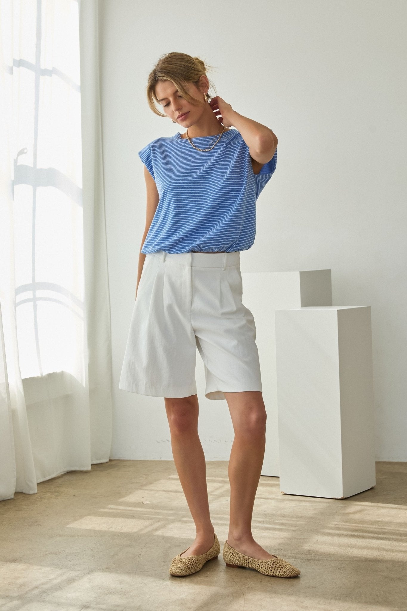 Rose & Lee Co Stephanie Top, Blue short sleeve