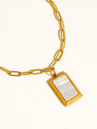 Rose & Lee Co Versa Seashell Necklace, 18k Gold Necklaces