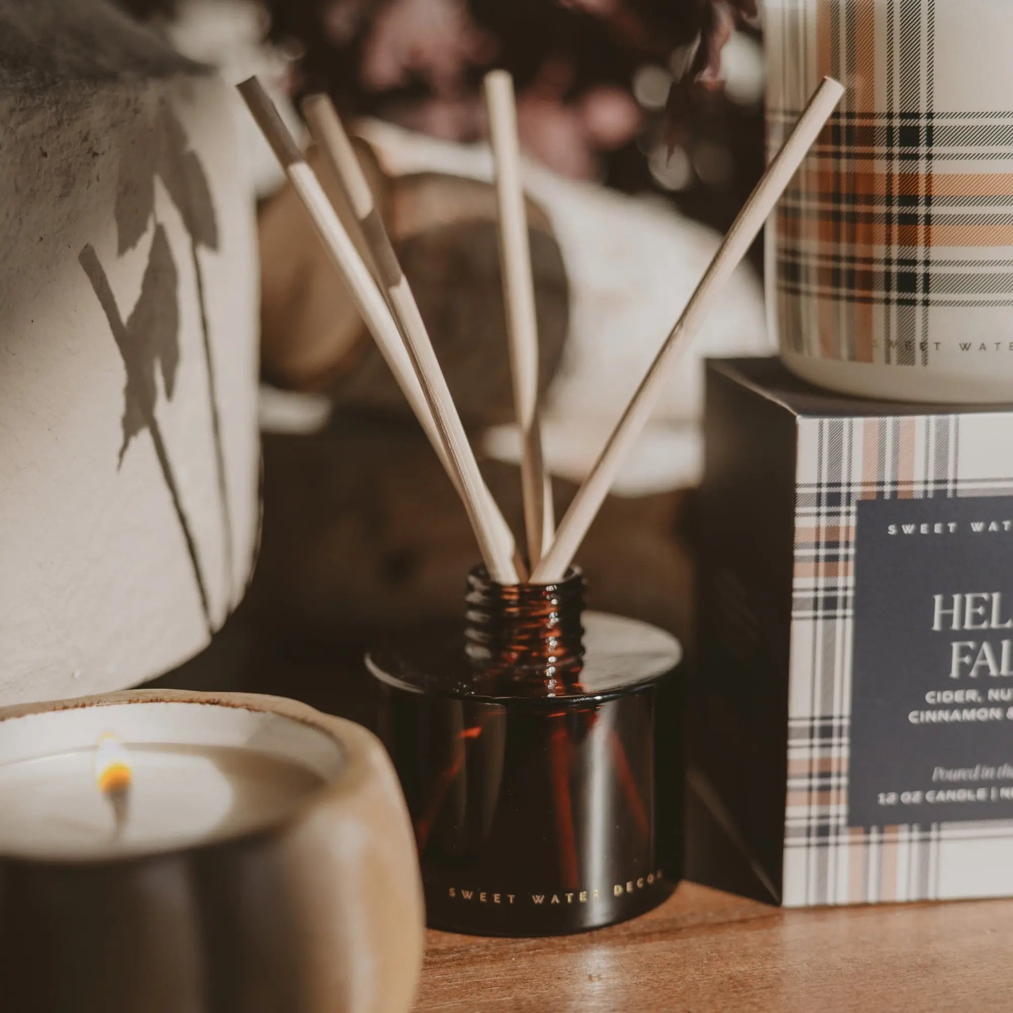 Rose & Lee Co Reed Diffuser, Warm and Cozy Candles